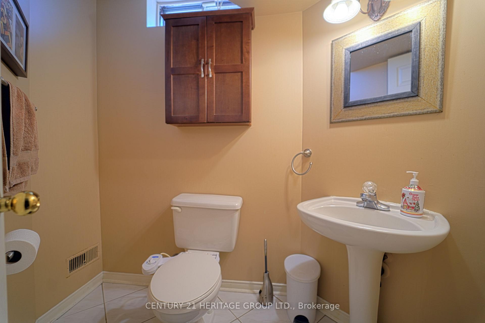 Photo 35 of 3 Primrose Path Crescent, Markham, Legacy — HOMEH