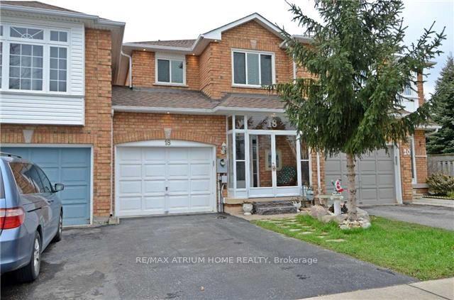 Photo 1 of 18 Breezeway Crescent, Richmond Hill, Rouge Woods — HOMEH