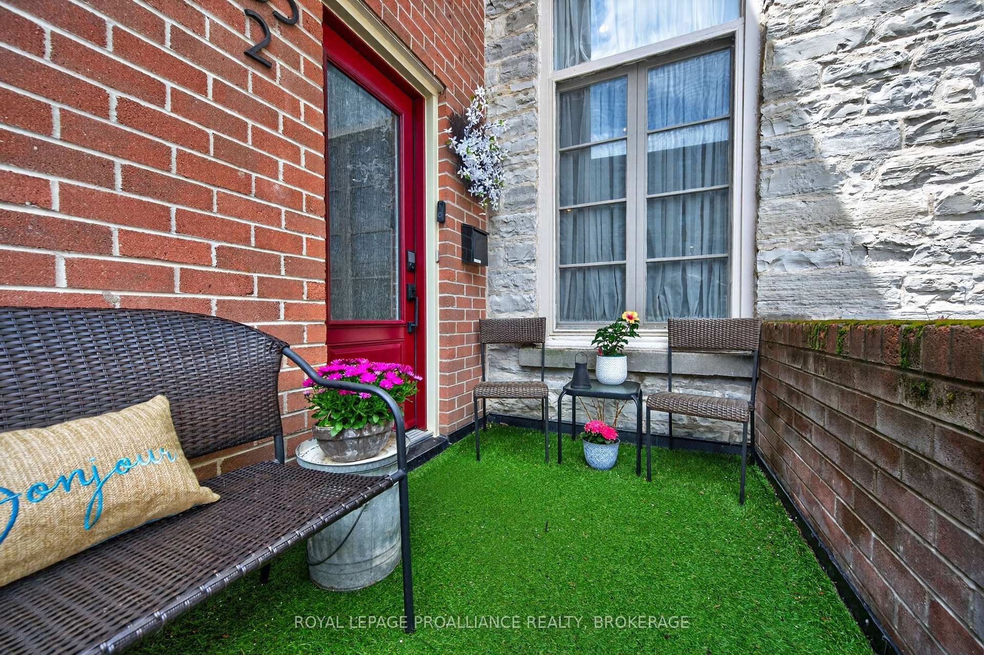 Photo 4 of Unit 2, 133 King Street E, Kingston, Central City East — HOMEH