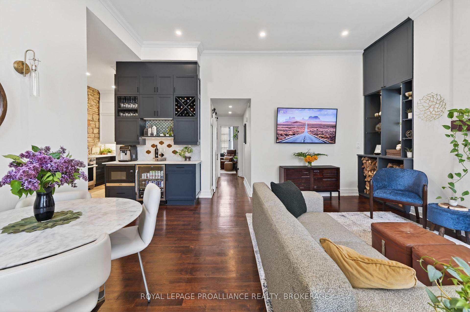 Photo 12 of Unit 2, 133 King Street E, Kingston, Central City East — HOMEH