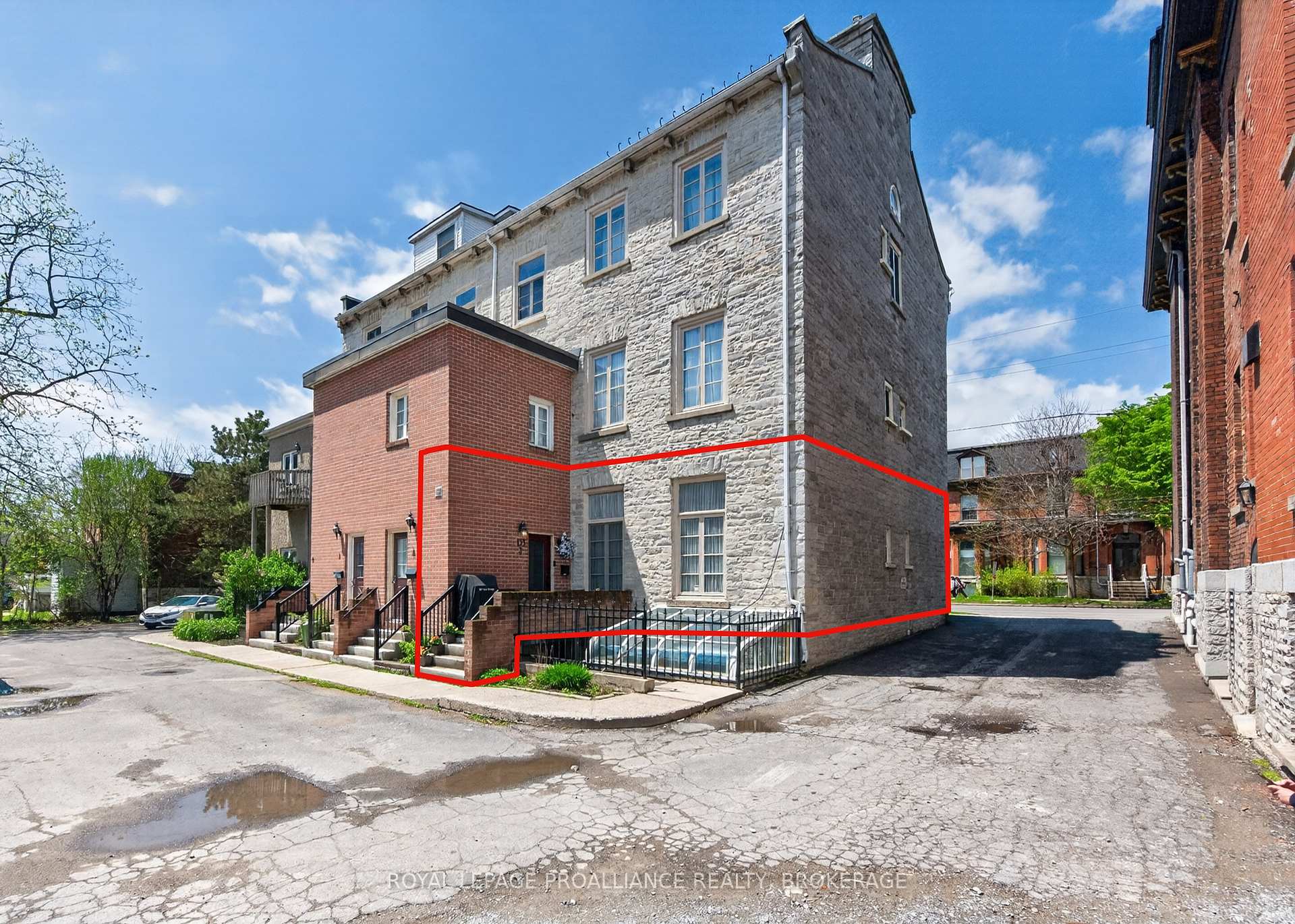Photo 32 of Unit 2, 133 King Street E, Kingston, Central City East — HOMEH
