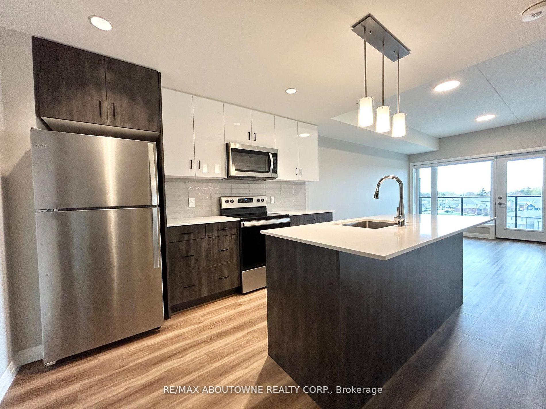 Photo 4 of Unit 201, 28 Westhill Drive, Waterloo, Westvale — HOMEH