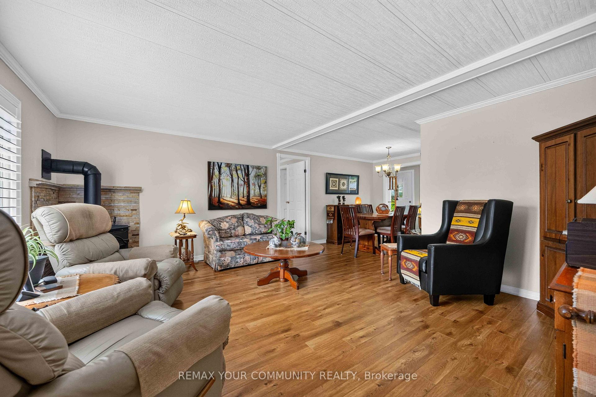 Photo 10 of 131 Roxanna Drive, Georgina, Sutton & Jackson's Point — HOMEH
