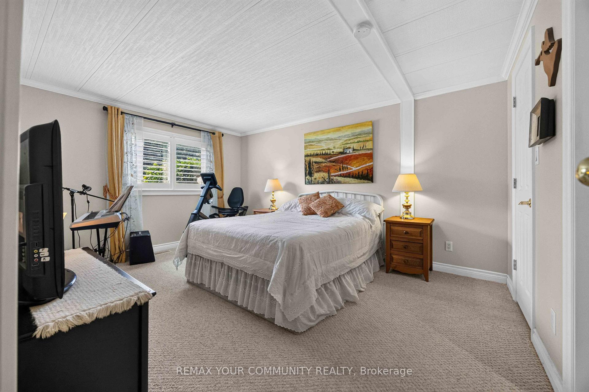Photo 17 of 131 Roxanna Drive, Georgina, Sutton & Jackson's Point — HOMEH