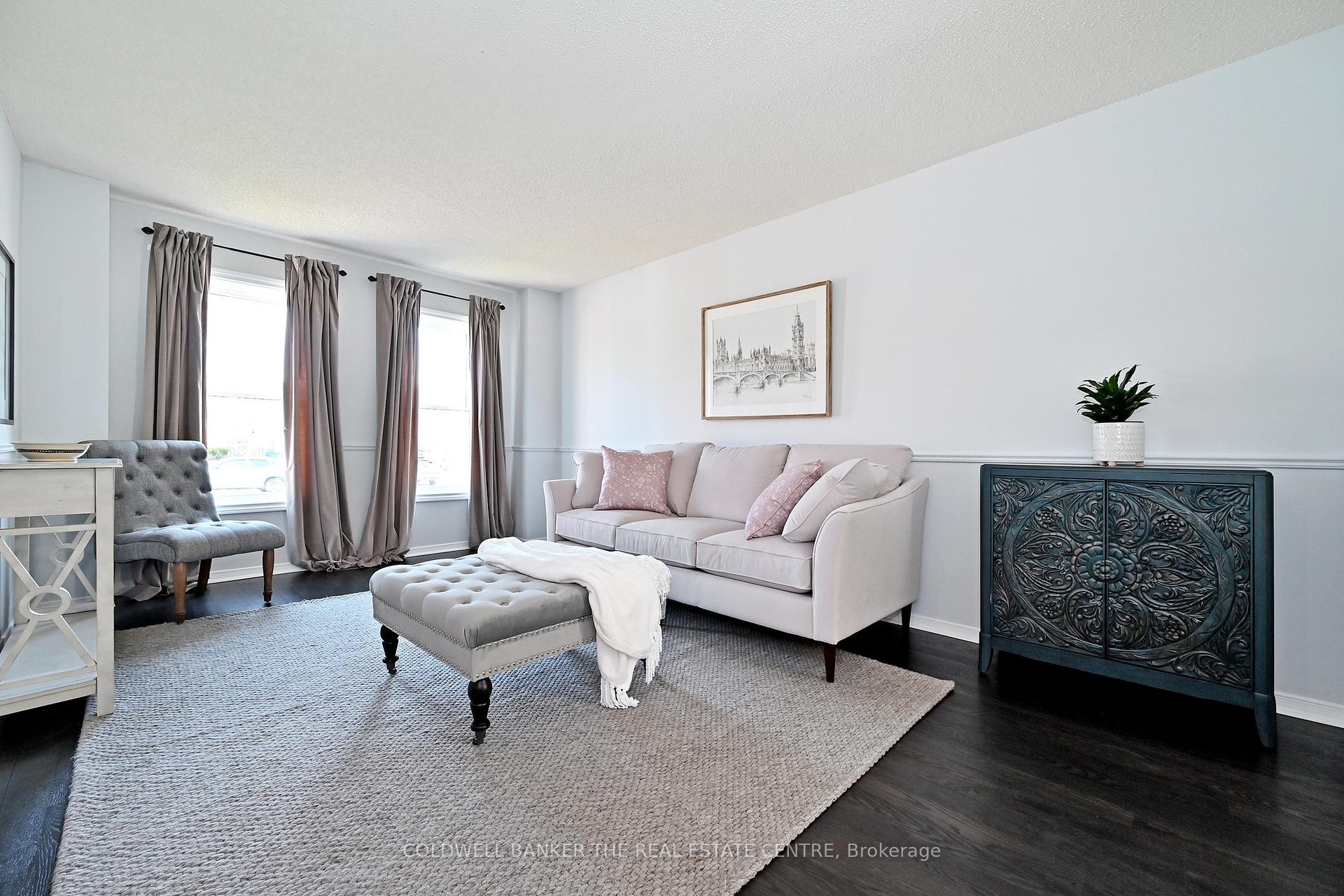 Photo 5 of 194 Chambers Crescent, Newmarket, Armitage — HOMEH