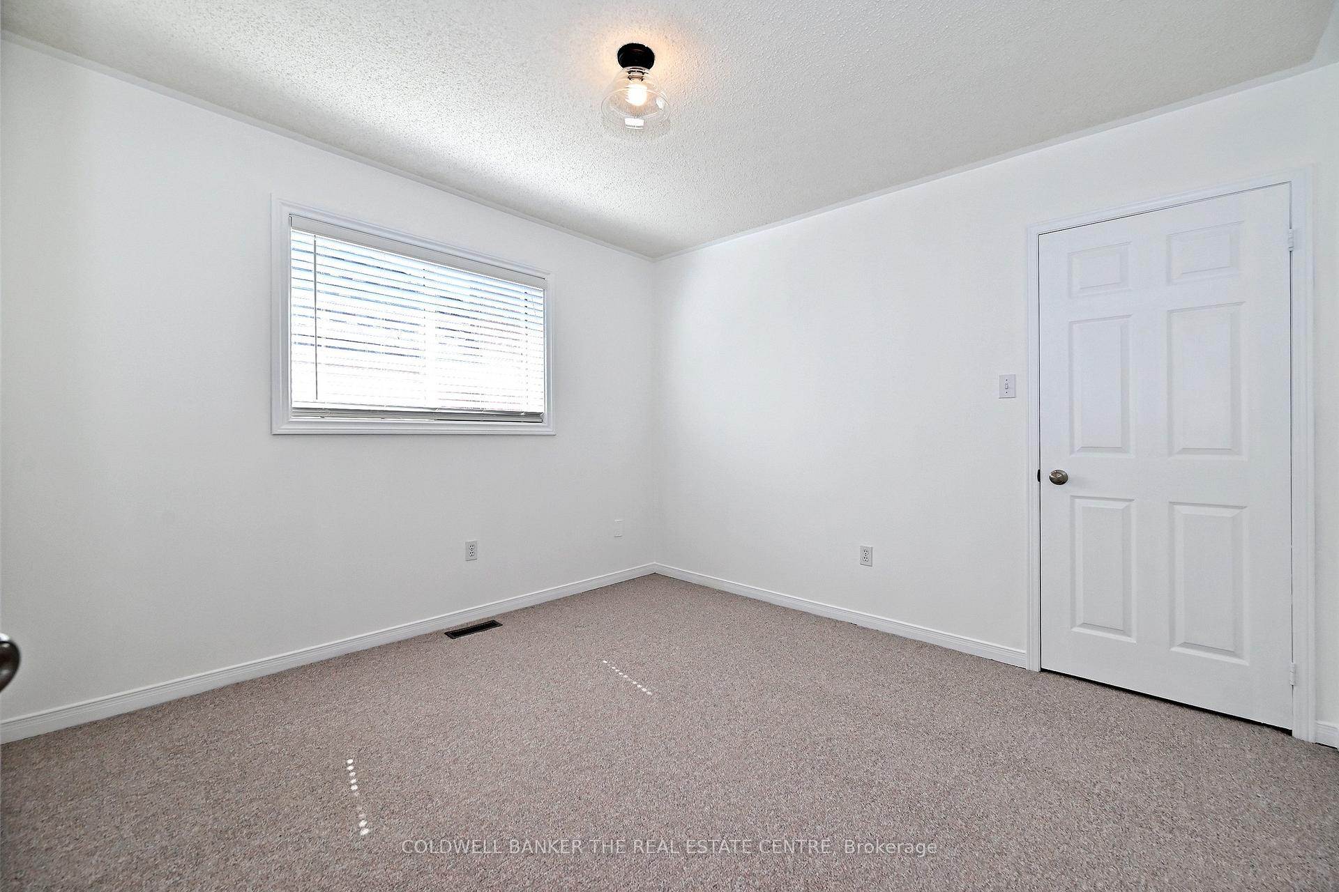 Photo 35 of 194 Chambers Crescent, Newmarket, Armitage — HOMEH