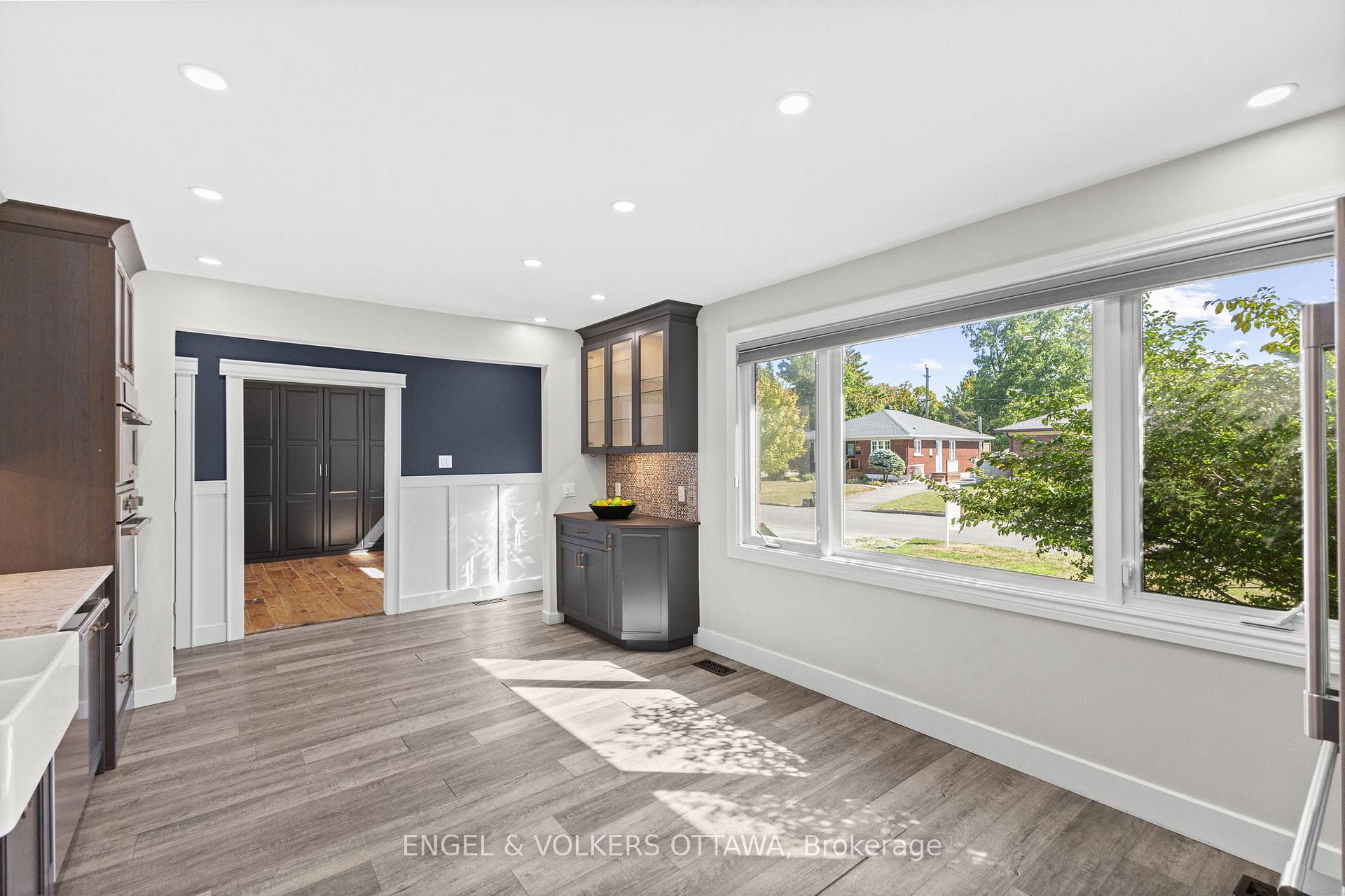 Photo 8 of 855 Weston Drive, Ottawa, Elmvale Acres — HOMEH