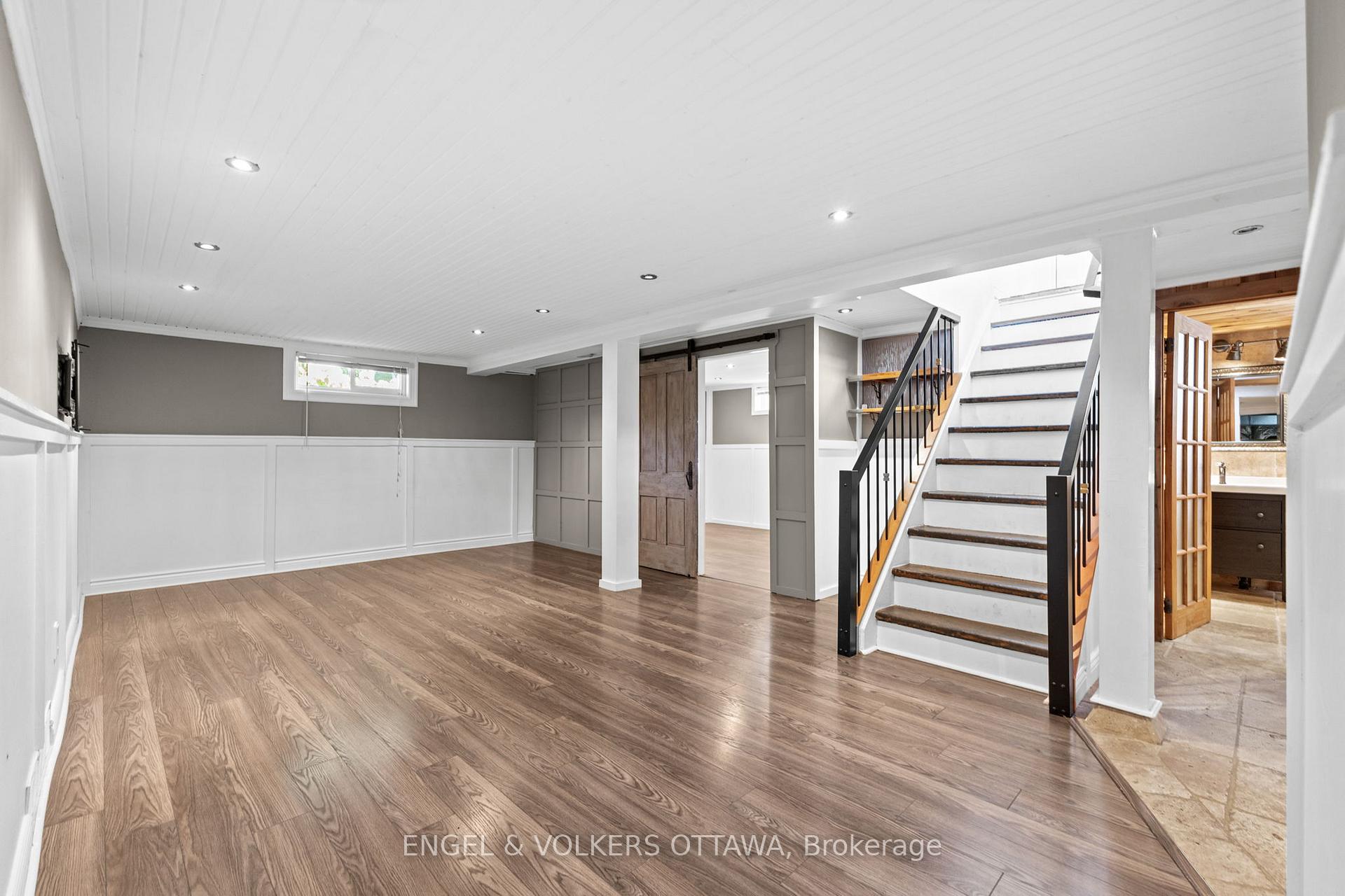 Photo 20 of 855 Weston Drive, Ottawa, Elmvale Acres — HOMEH