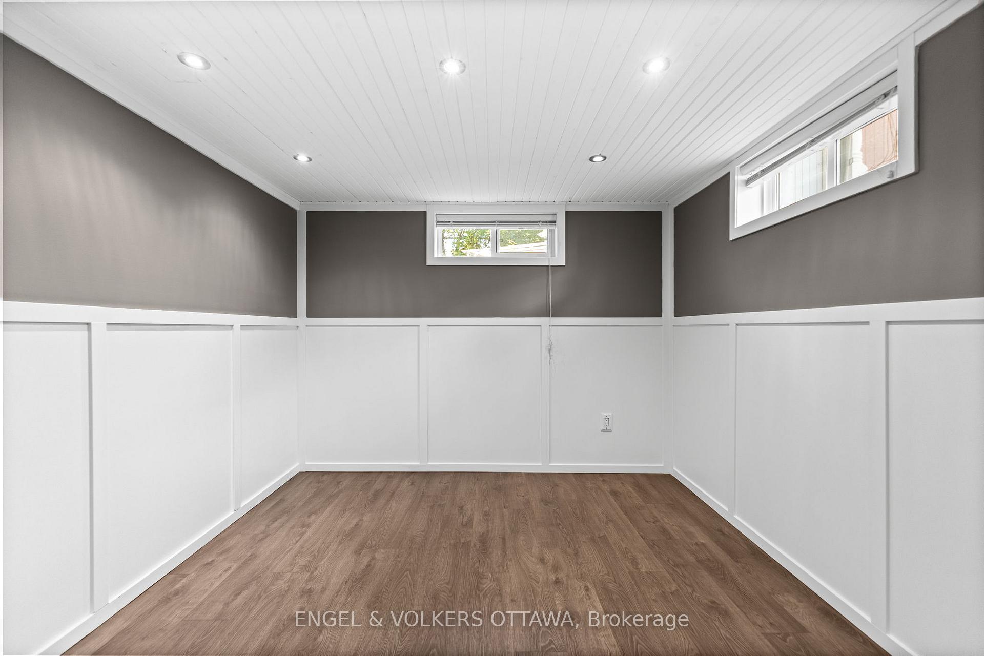 Photo 23 of 855 Weston Drive, Ottawa, Elmvale Acres — HOMEH
