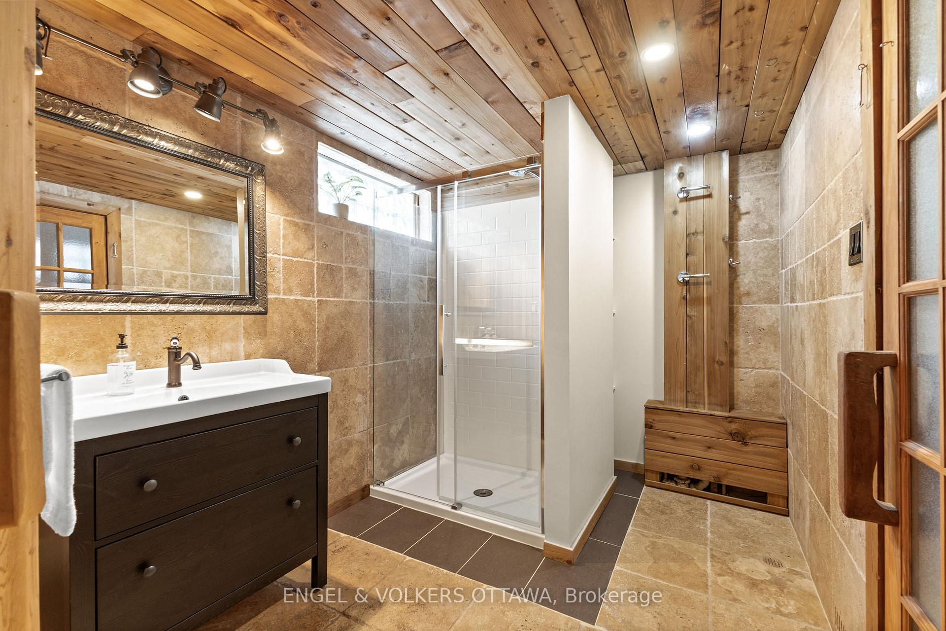Photo 26 of 855 Weston Drive, Ottawa, Elmvale Acres — HOMEH
