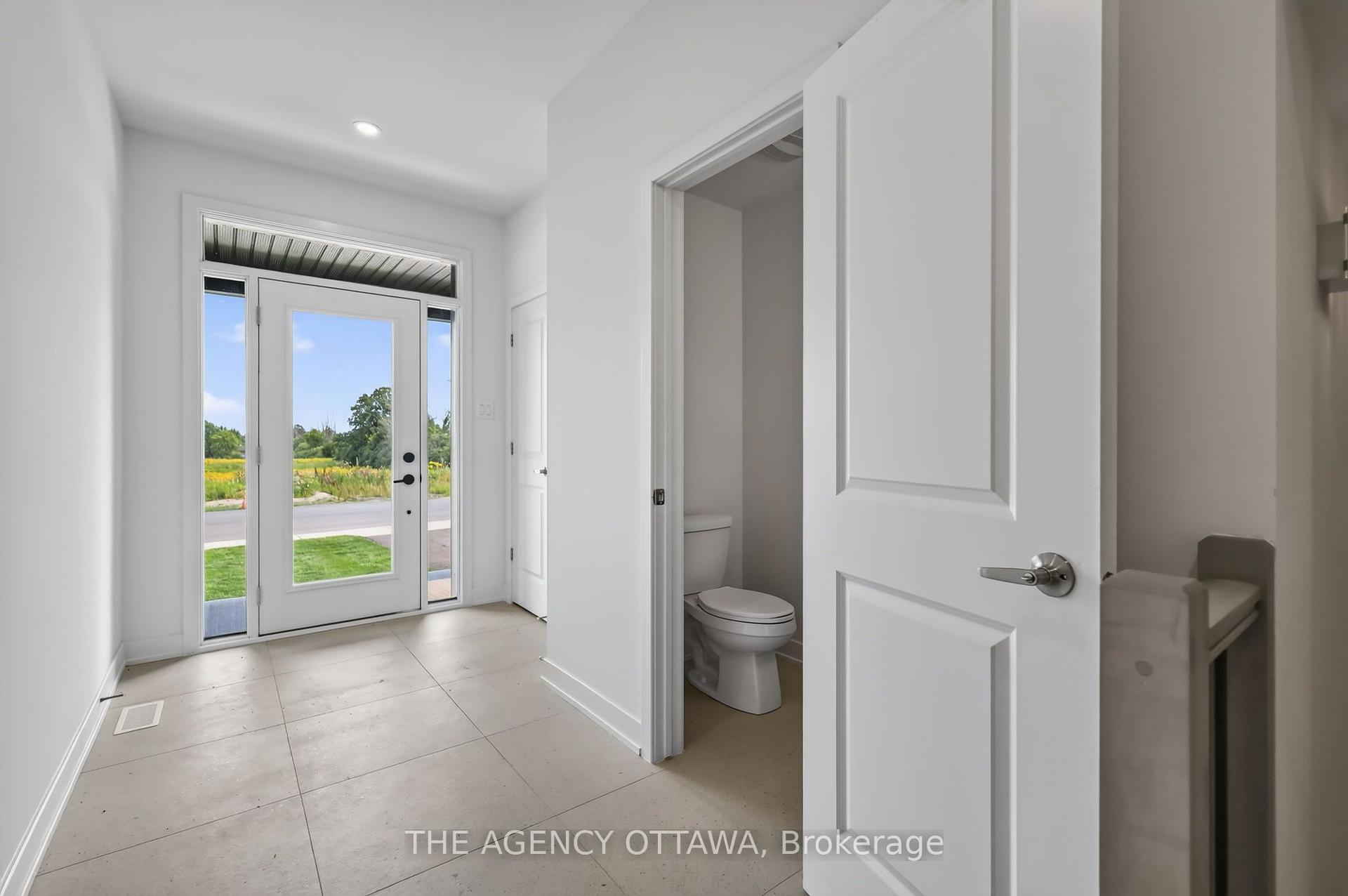 Photo 3 of 1202 Spoor Street, Ottawa, Kanata - Rural Kanata (Central) — HOMEH
