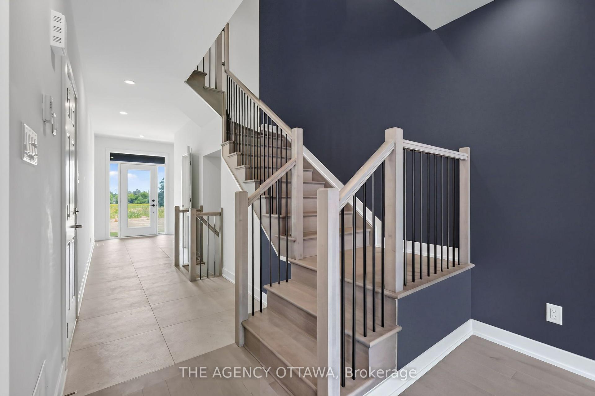 Photo 7 of 1202 Spoor Street, Ottawa, Kanata - Rural Kanata (Central) — HOMEH