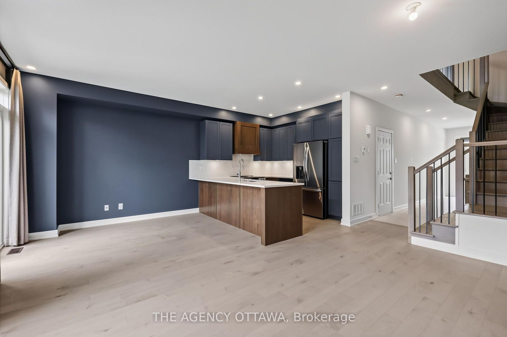 Photo 8 of 1202 Spoor Street, Ottawa, Kanata - Rural Kanata (Central) — HOMEH