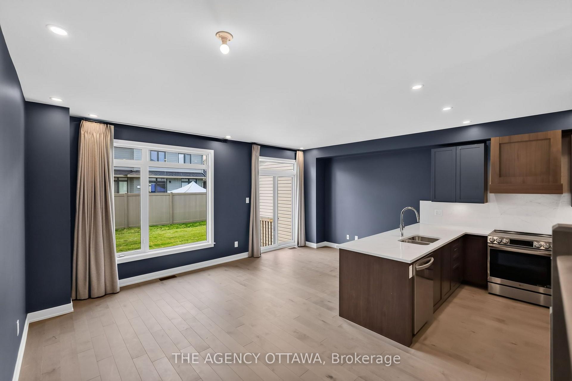 Photo 10 of 1202 Spoor Street, Ottawa, Kanata - Rural Kanata (Central) — HOMEH