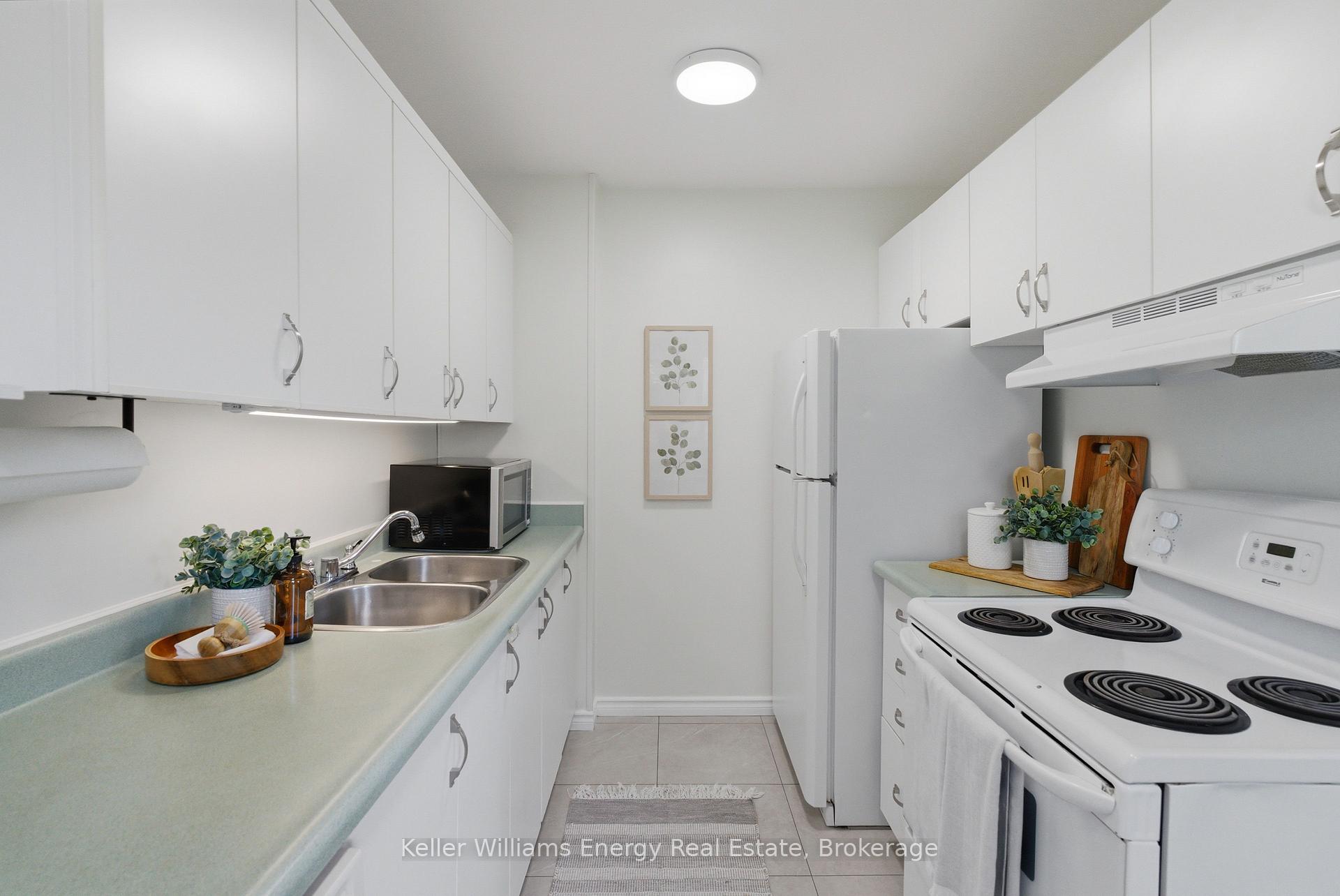 Photo 9 of Unit 12, 320 Blackthorn Street, Oshawa, Eastdale — HOMEH