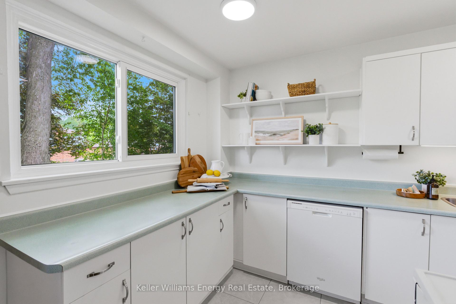 Photo 12 of Unit 12, 320 Blackthorn Street, Oshawa, Eastdale — HOMEH