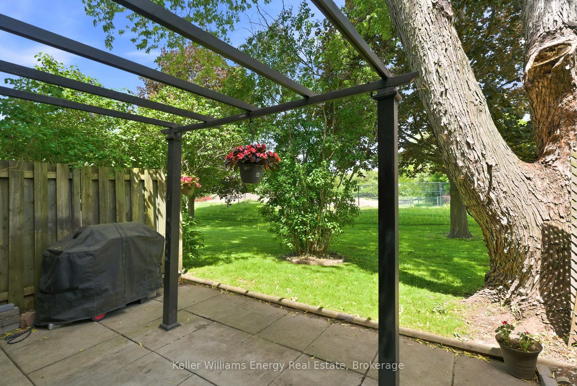 Photo 40 of Unit 12, 320 Blackthorn Street, Oshawa, Eastdale — HOMEH