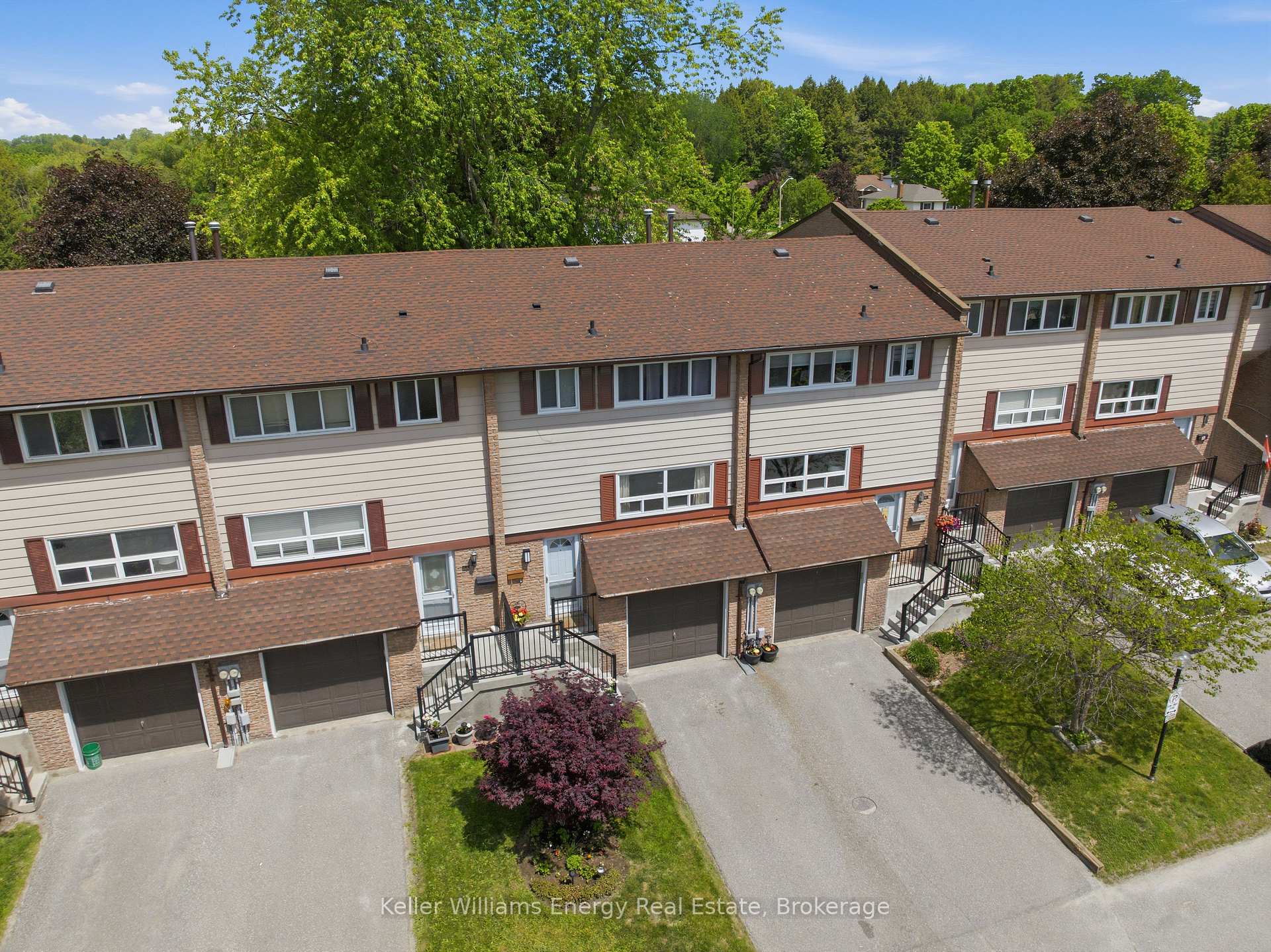 Photo 42 of Unit 12, 320 Blackthorn Street, Oshawa, Eastdale — HOMEH