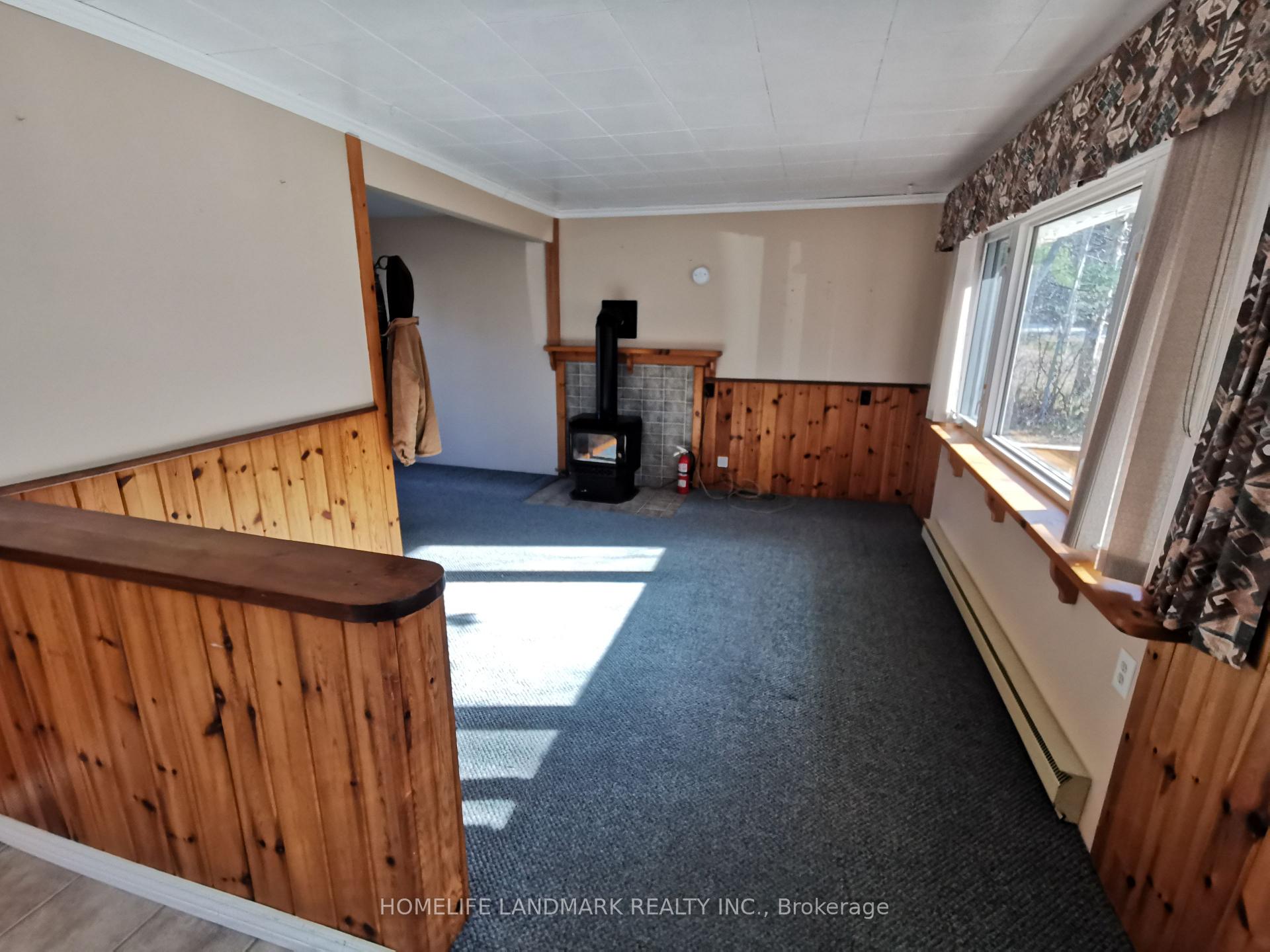 Photo 5 of 1137 118 Highway, Bracebridge, Draper — HOMEH