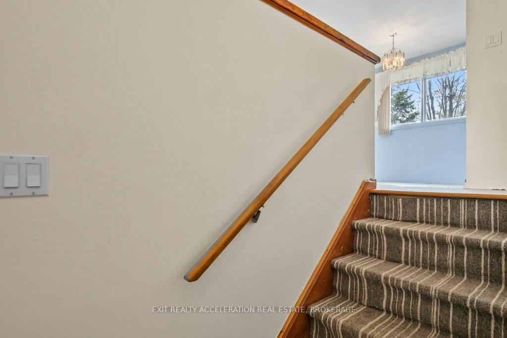 Photo 6 of 116 Sherwood Avenue, Loyalist, Amherstview — HOMEH