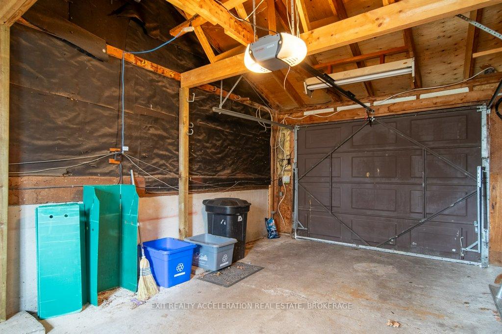 Photo 32 of 116 Sherwood Avenue, Loyalist, Amherstview — HOMEH
