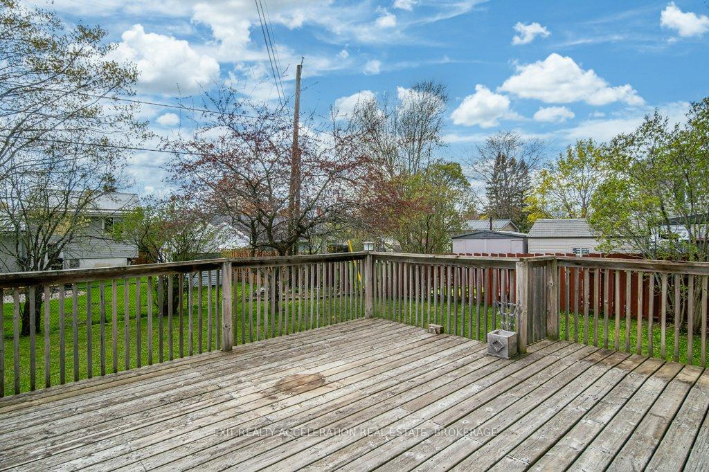 Photo 37 of 116 Sherwood Avenue, Loyalist, Amherstview — HOMEH