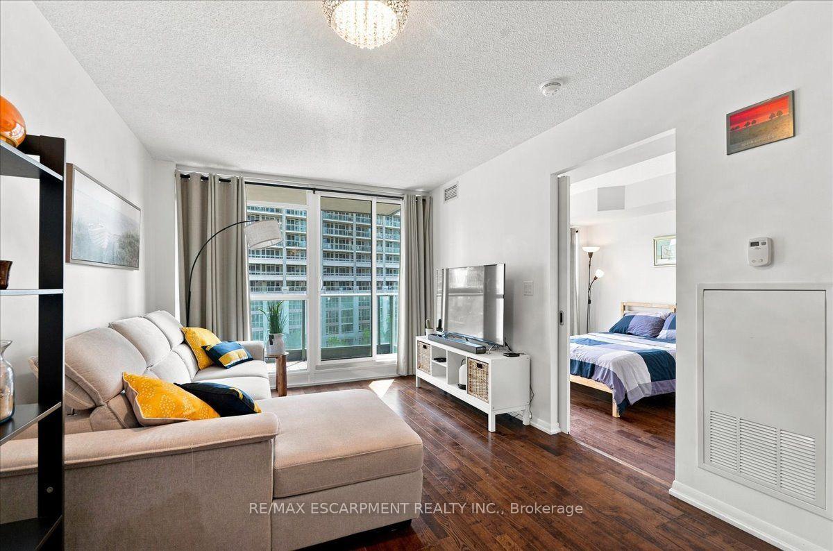 Photo 1 of Unit 676, 209 Fort York Boulevard, Toronto, Niagara — HOMEH