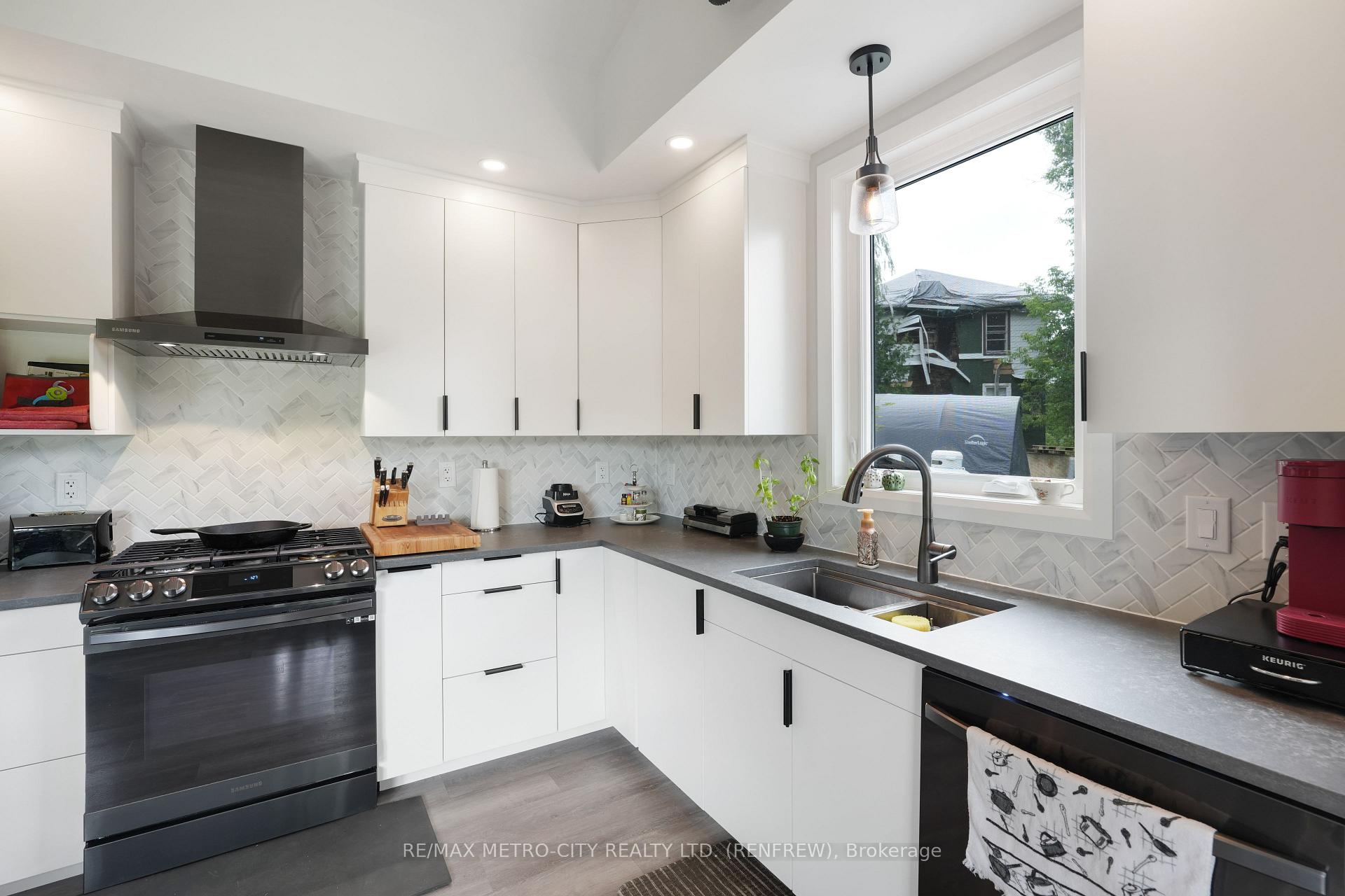Photo 10 of 58 Dragonfly Road, Admaston/Bromley, Admaston/Bromley — HOMEH