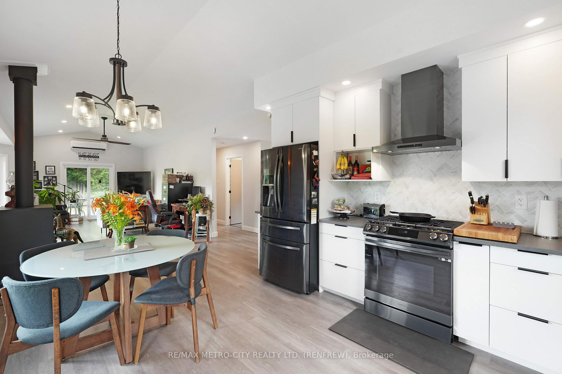 Photo 11 of 58 Dragonfly Road, Admaston/Bromley, Admaston/Bromley — HOMEH