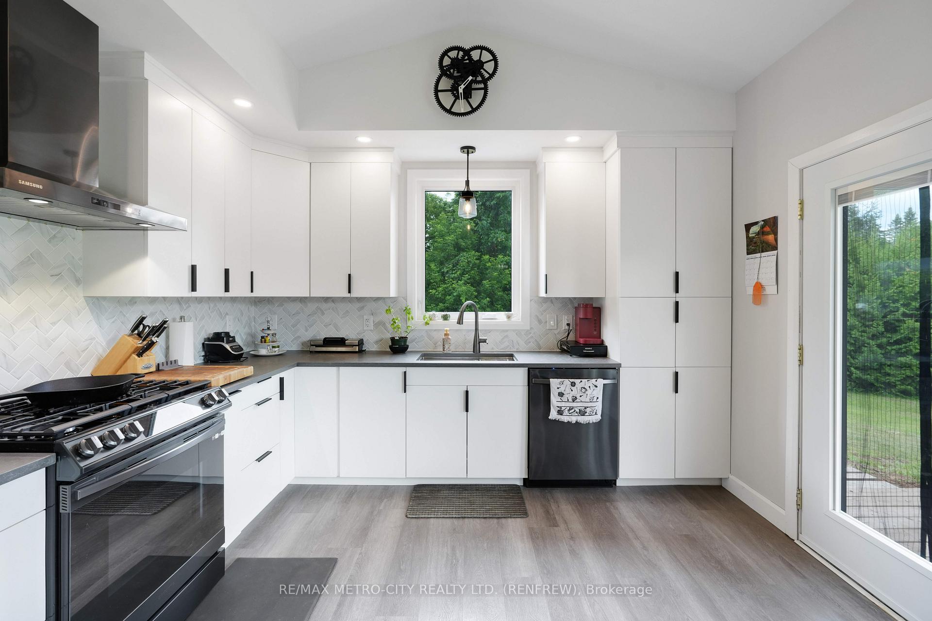 Photo 13 of 58 Dragonfly Road, Admaston/Bromley, Admaston/Bromley — HOMEH