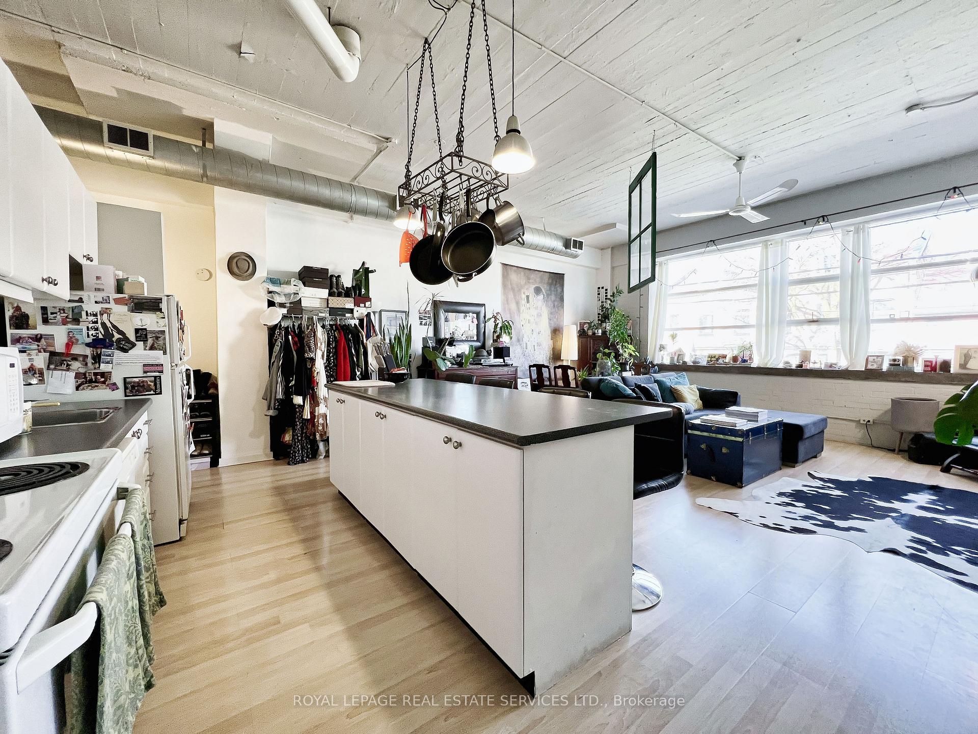 Photo 5 of Unit 201, 365 Dundas Street E, Toronto, Moss Park — HOMEH