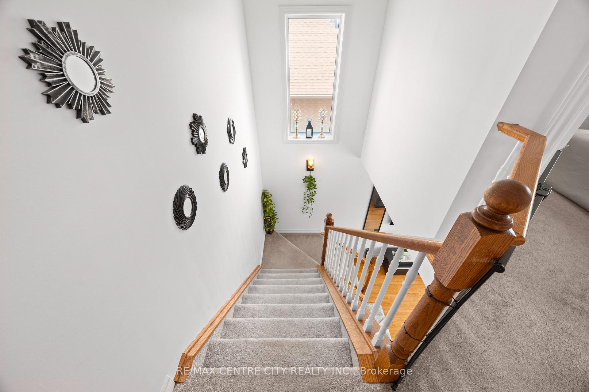 Photo 30 of 2 Fenwick Court, St. Thomas — HOMEH
