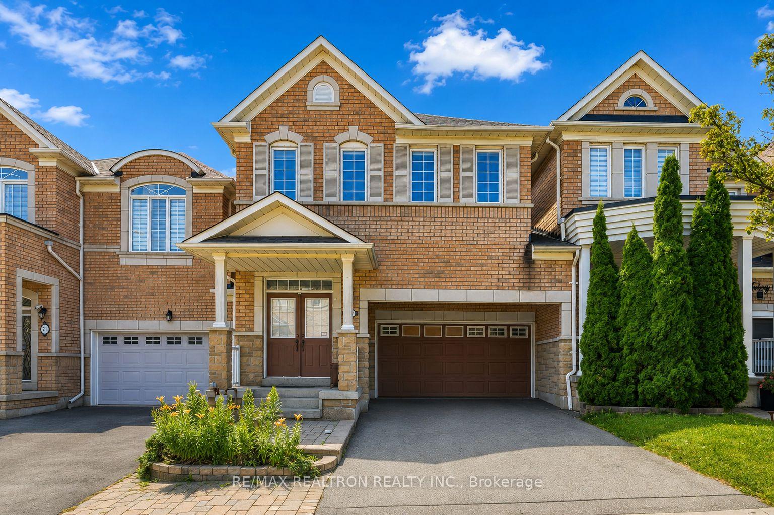 Photo 1 of 23 Amberty Street, Vaughan, Patterson — HOMEH