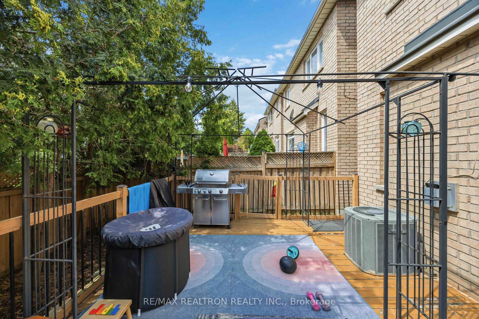 Photo 32 of 23 Amberty Street, Vaughan, Patterson — HOMEH