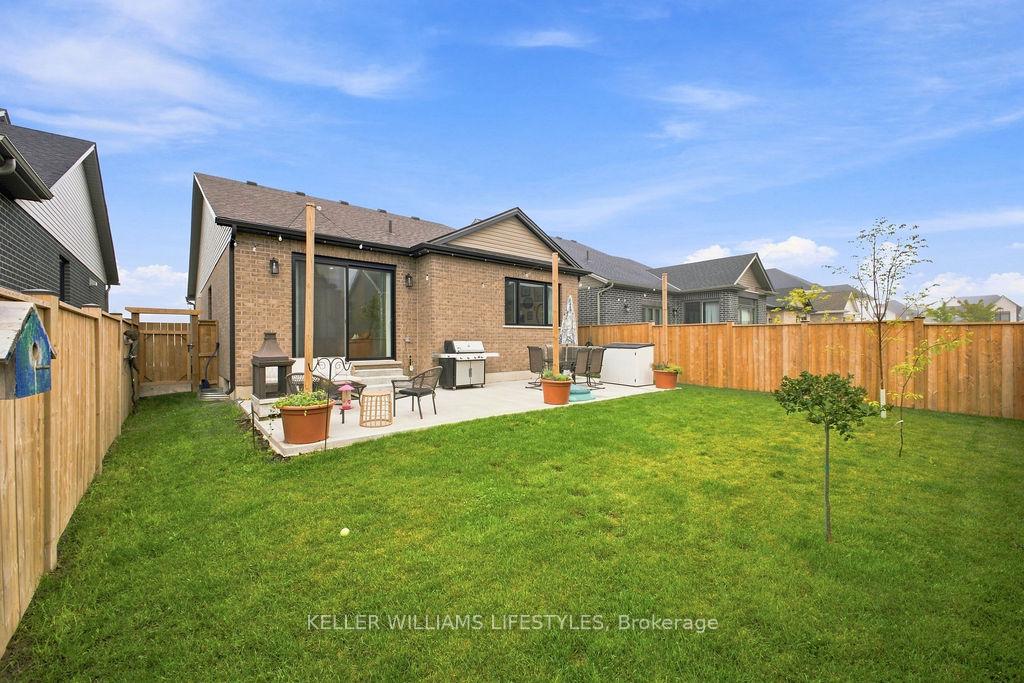 Photo 25 of 130 Scotts Drive, Lucan Biddulph, Lucan — HOMEH