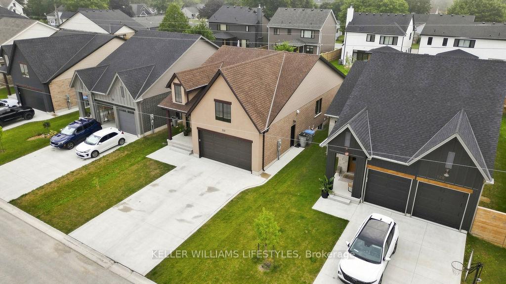 Photo 27 of 130 Scotts Drive, Lucan Biddulph, Lucan — HOMEH