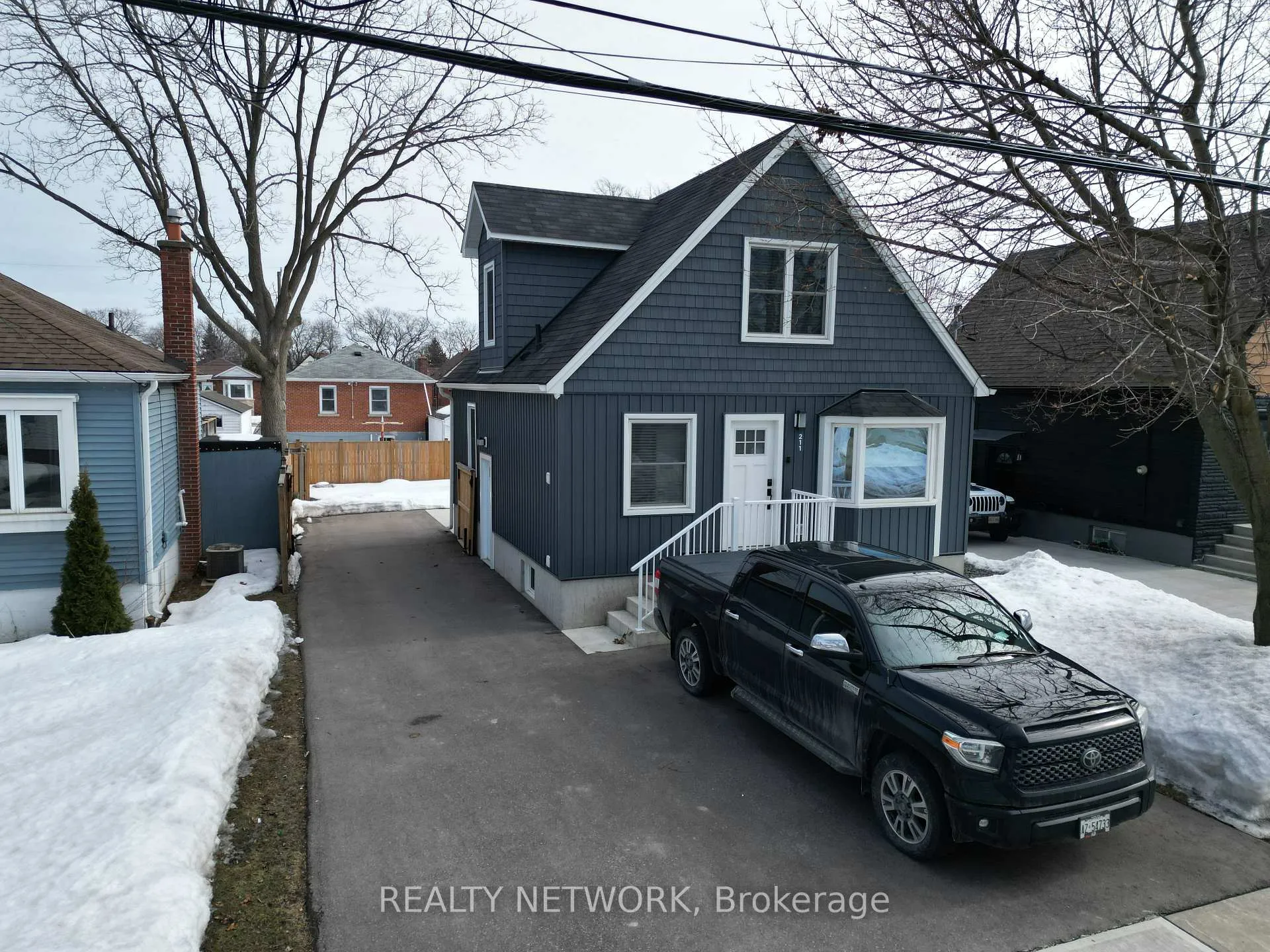 Photo 1 of 211 East 33rd Street, Hamilton, Raleigh — HOMEH