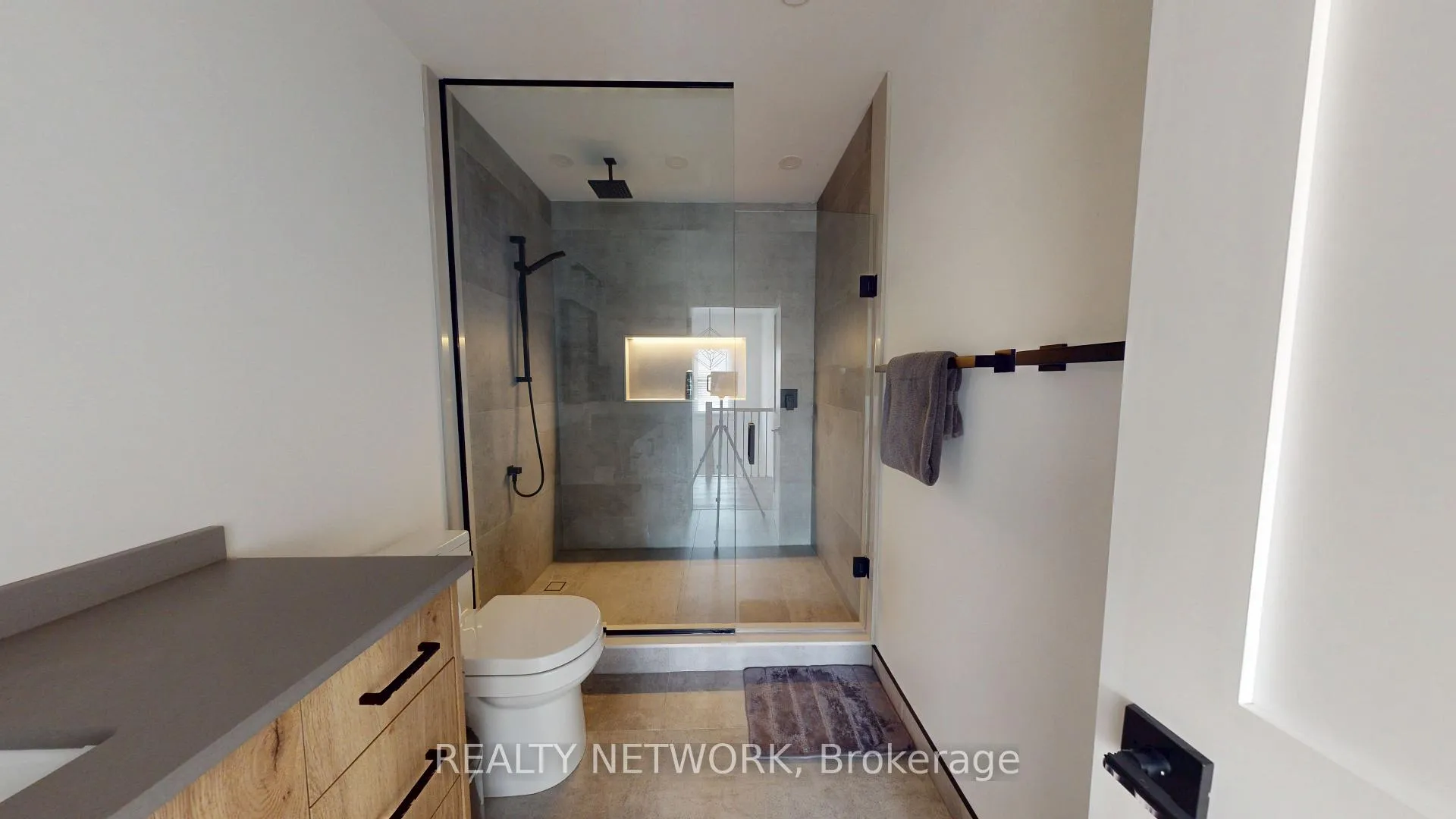 Photo 21 of 211 East 33rd Street, Hamilton, Raleigh — HOMEH