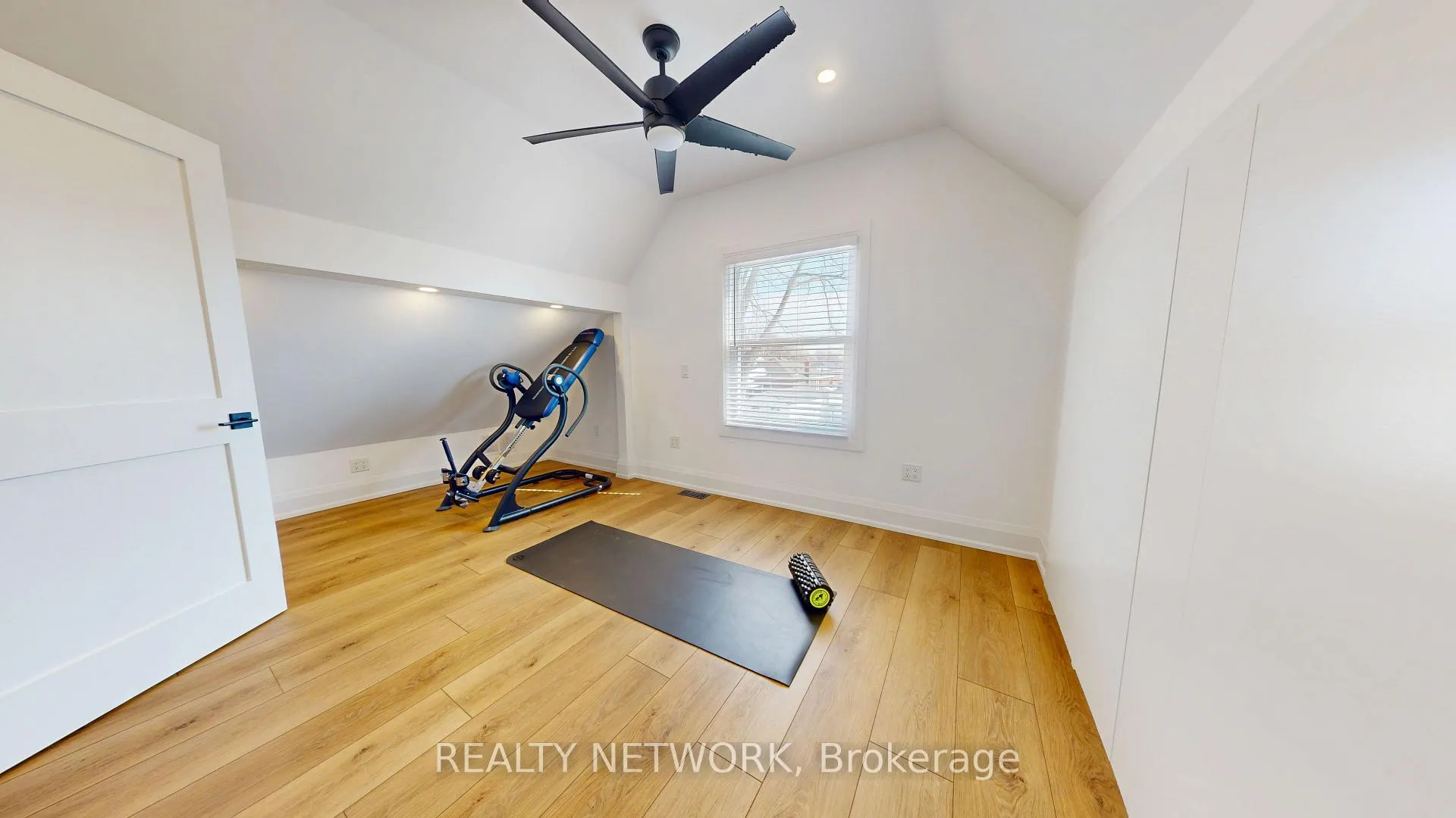 Photo 24 of 211 East 33rd Street, Hamilton, Raleigh — HOMEH