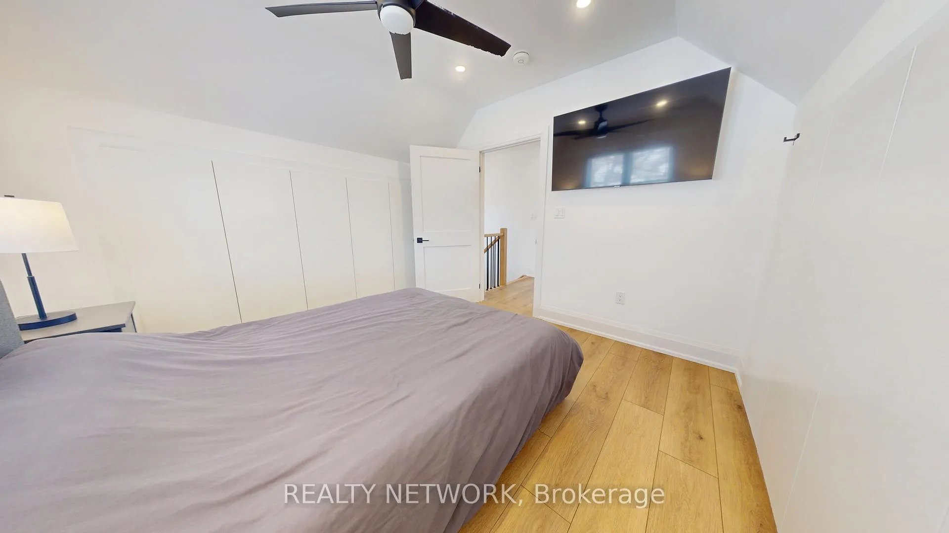 Photo 27 of 211 East 33rd Street, Hamilton, Raleigh — HOMEH
