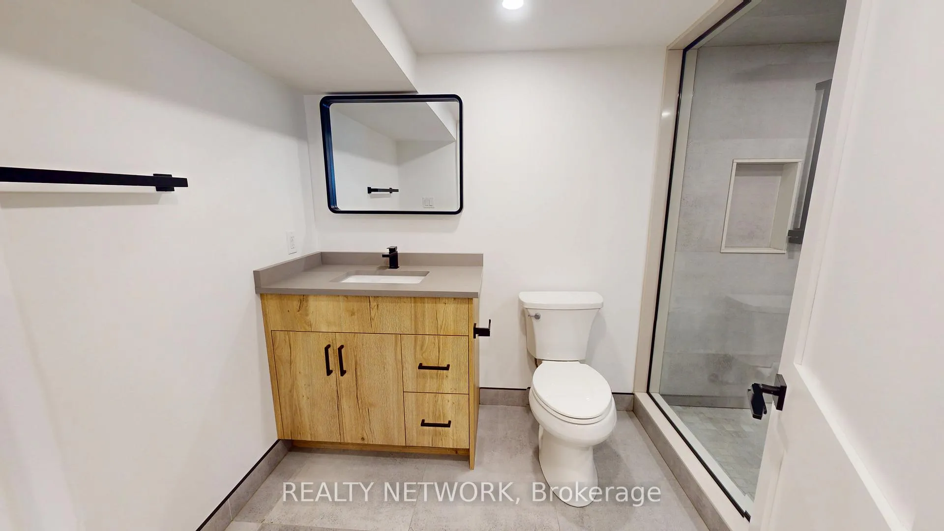 Photo 38 of 211 East 33rd Street, Hamilton, Raleigh — HOMEH