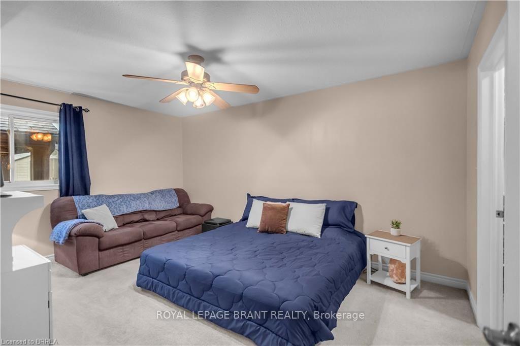 Photo 12 of 25 Sudds Lane, Brantford — HOMEH