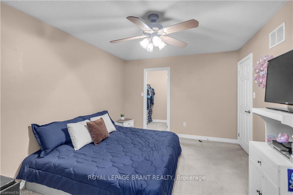 Photo 13 of 25 Sudds Lane, Brantford — HOMEH
