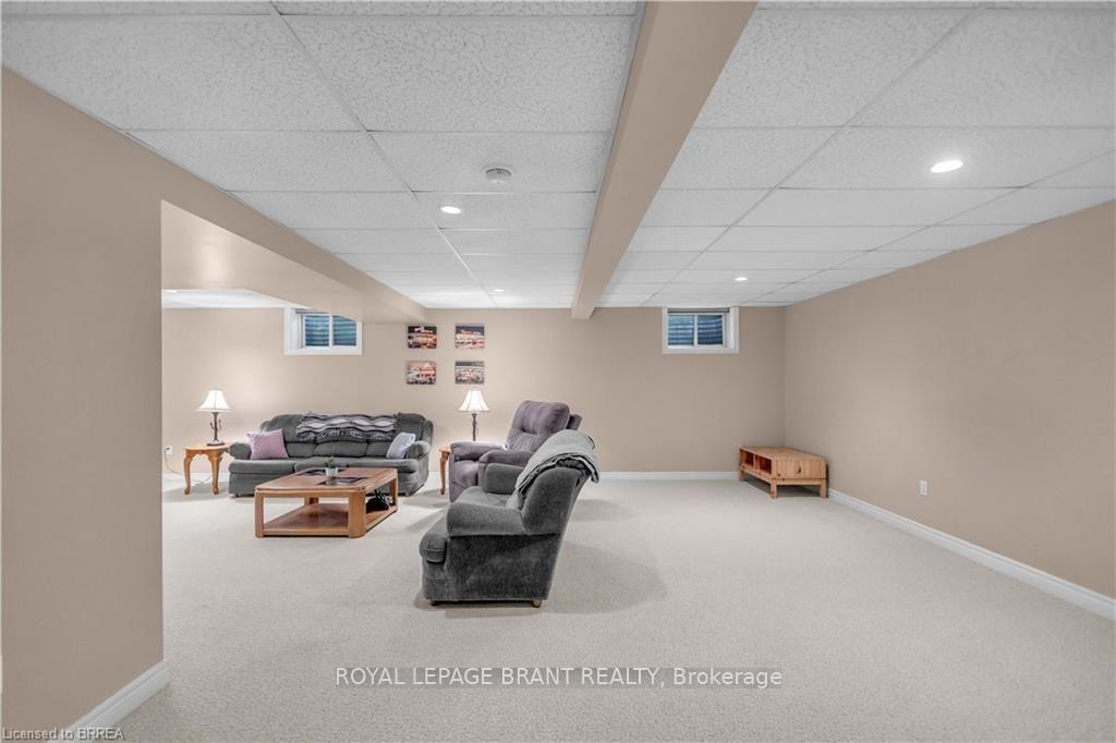 Photo 19 of 25 Sudds Lane, Brantford — HOMEH