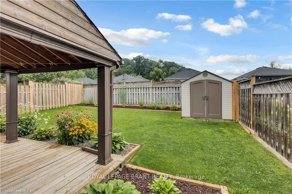 Photo 26 of 25 Sudds Lane, Brantford — HOMEH