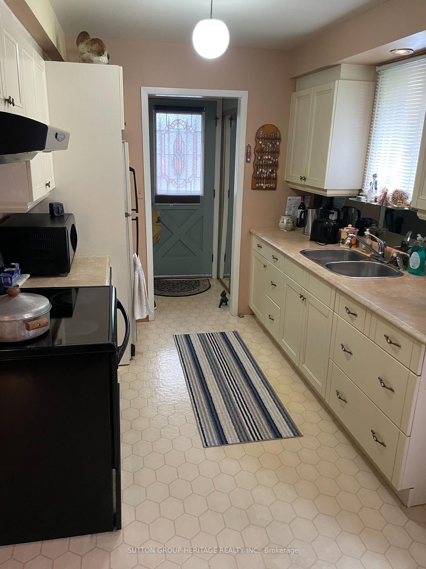 Photo 6 of 82 Claymore Crescent, Oshawa, Eastdale — HOMEH