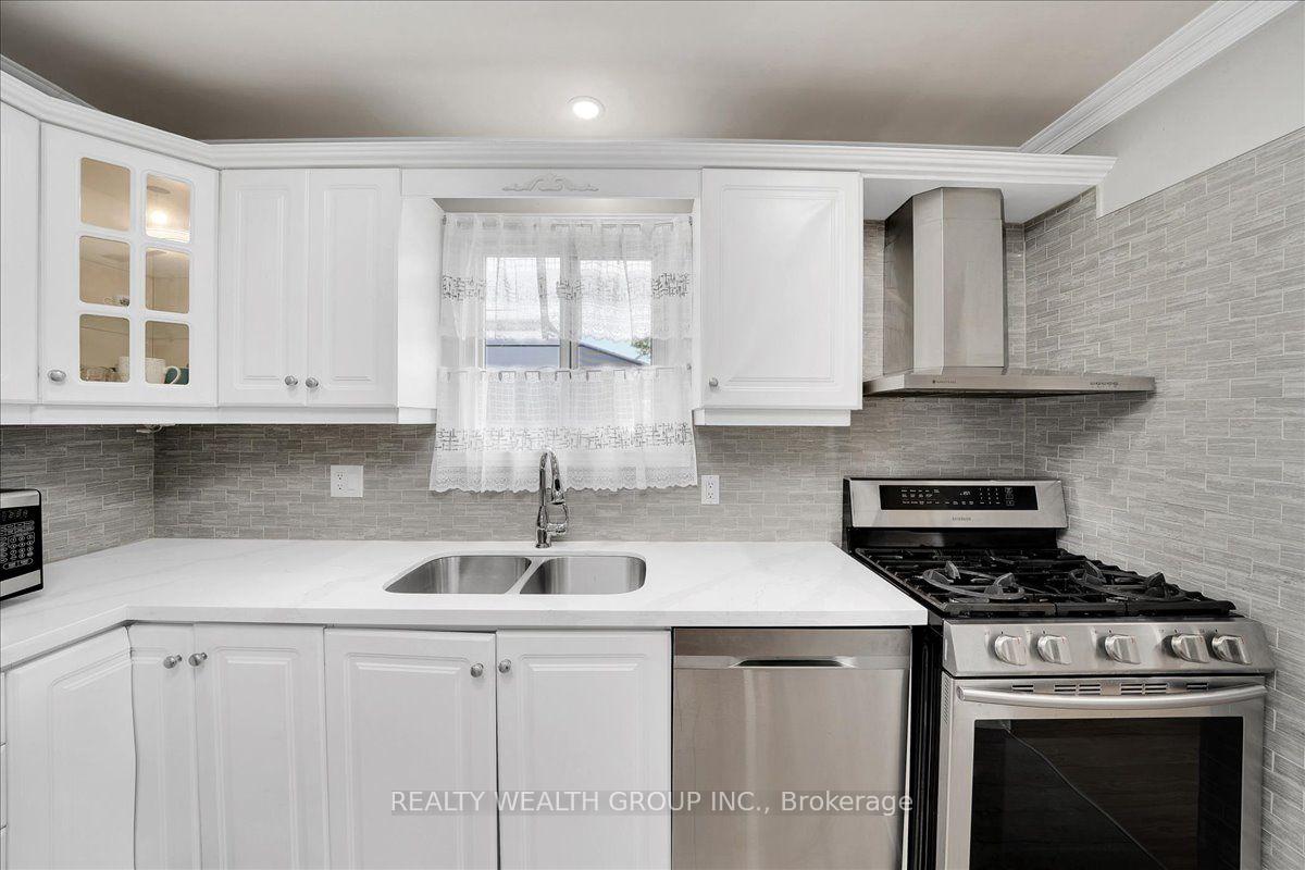 Photo 9 of 128 John Tabor Trail, Scarborough, Malvern — HOMEH