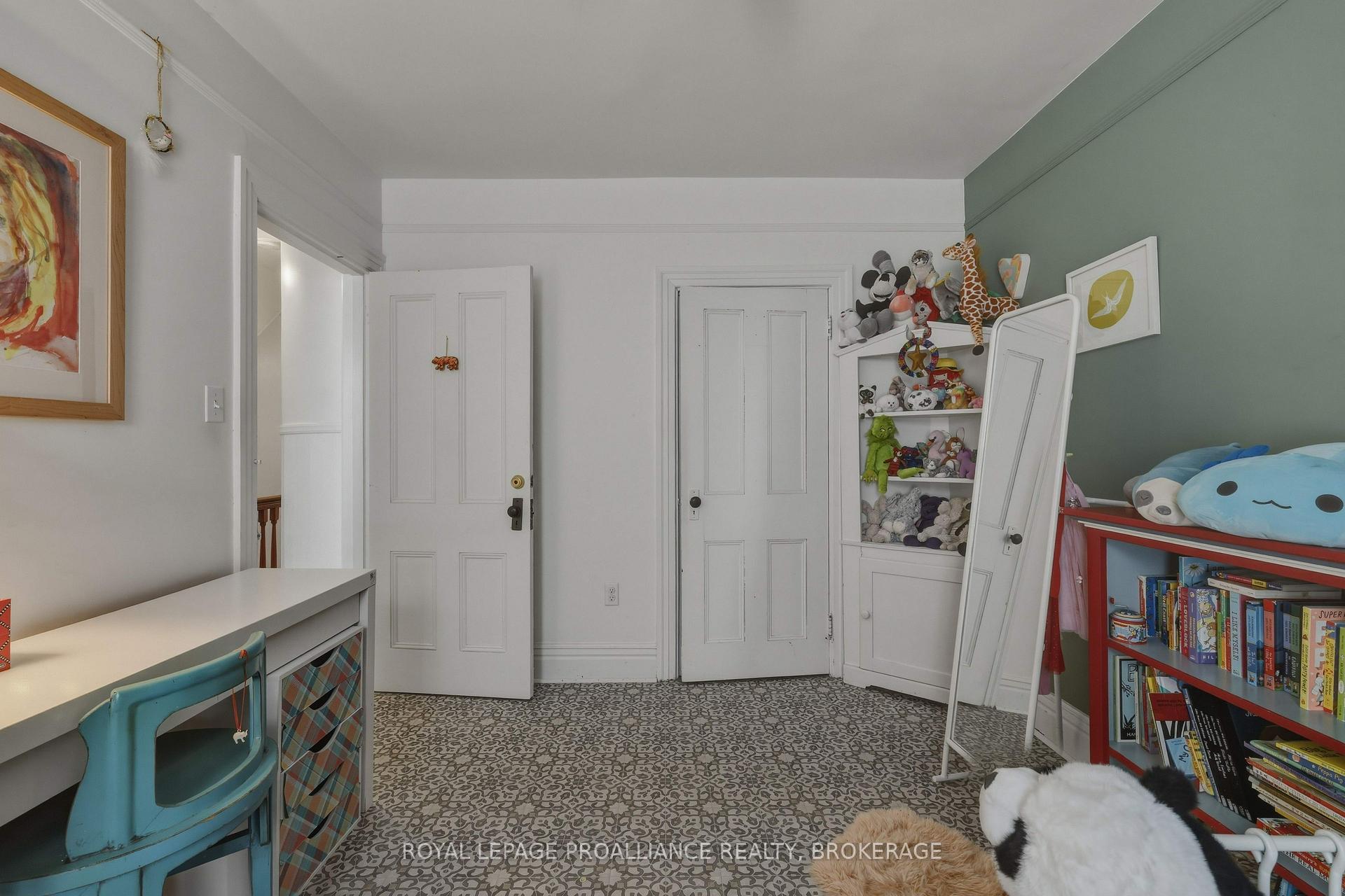 Photo 32 of 181 Montreal Street, Kingston, East of Sir John A. Blvd — HOMEH