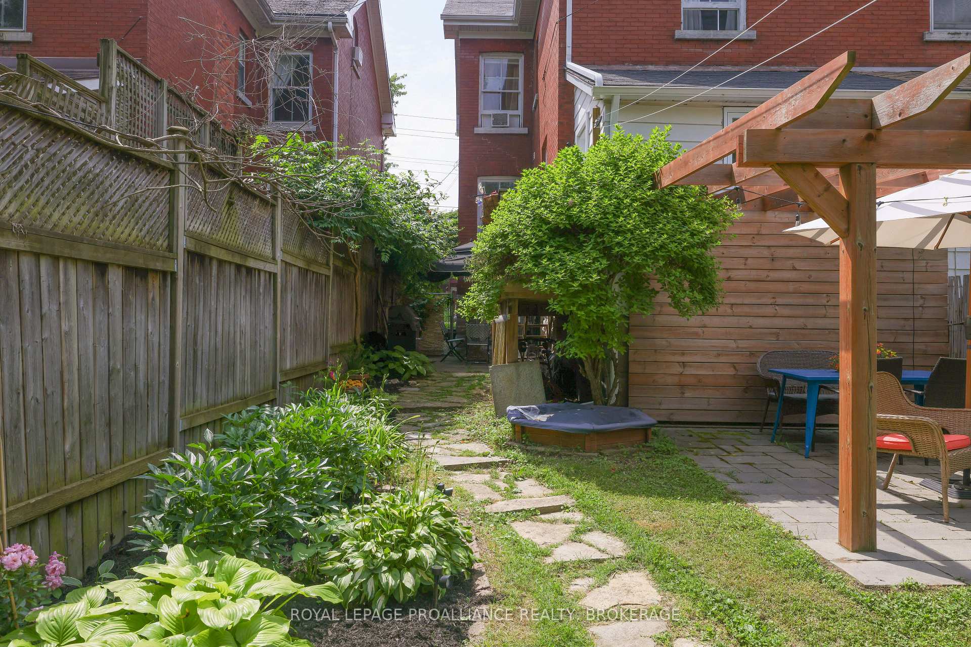 Photo 43 of 181 Montreal Street, Kingston, East of Sir John A. Blvd — HOMEH