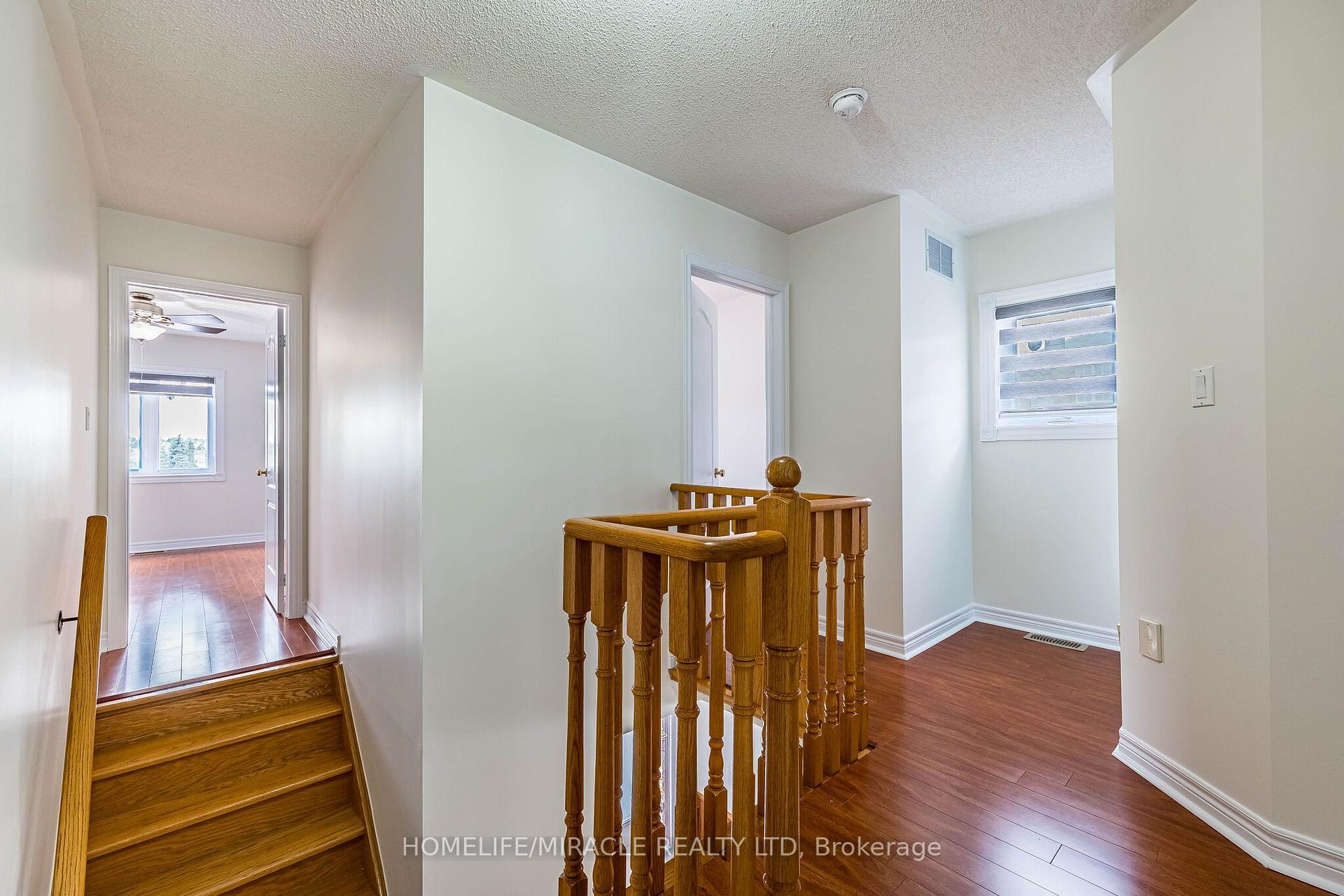 Photo 20 of 51 Brickyard Way, Brampton, Brampton North — HOMEH